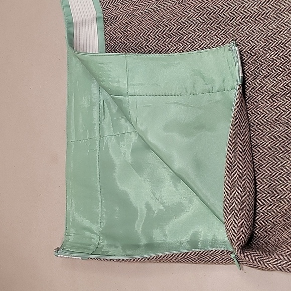 Loft, Size 10P, Wool Blend A-Line Skirt, Brown Herringbone Pattern, Green Accent - Picture 10 of 12